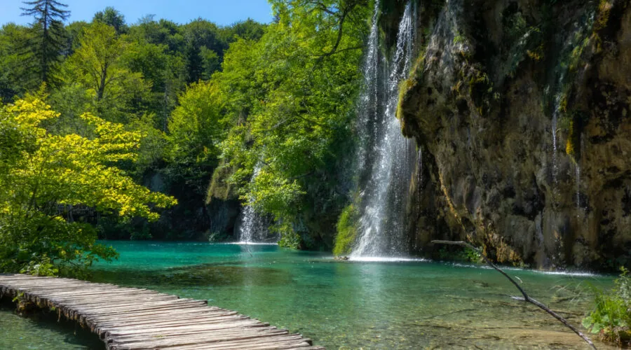 Plitvice Lakes to Split Private Transfer | From €290 | Zadar & Šibenik Stops private transfer in Croatia